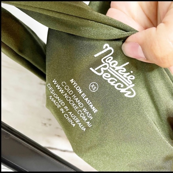 Revolve Nookie Beach Green 2 Piece Amazon Bikini Swimsuit Set XS/S - Picture 10 of 11